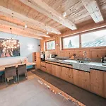Sportlodge Golf - By Alpenluxus Collection *