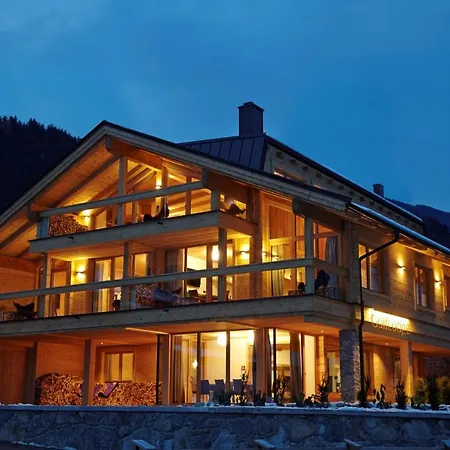 Golf - Penthouse, Balcony & Sauna Access Prázdninový dům *